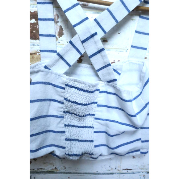 UO Lucca Couture Emory Striped Button-Down Cotton + Linen Cropped Top - Picture 11 of 11